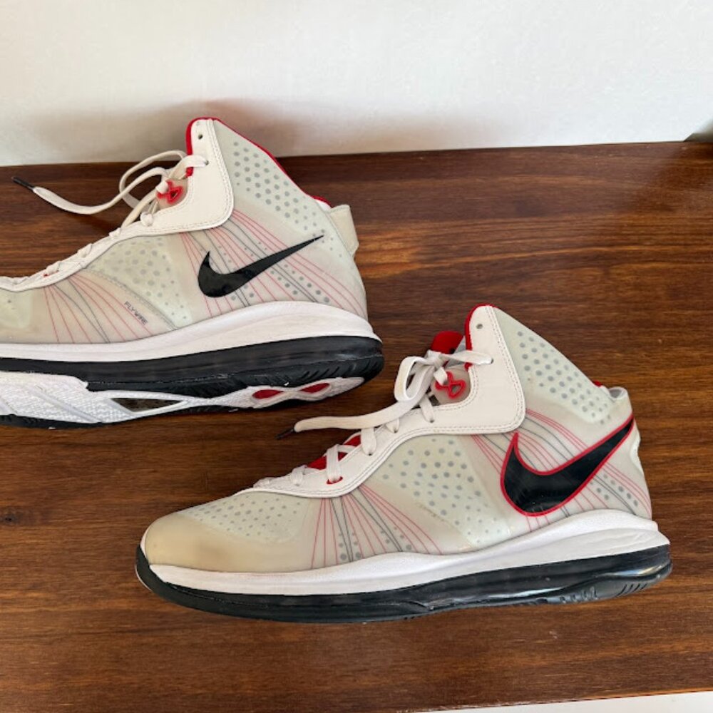 Nike LeBron 8 White Red Black Size 13 High Top Basketball Retro Sneakers - Picture 6 of 12